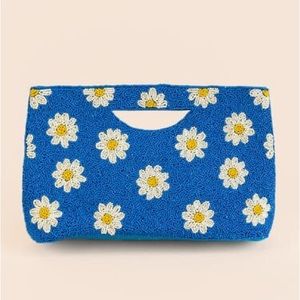 Francesca‘s Camille beaded clutch